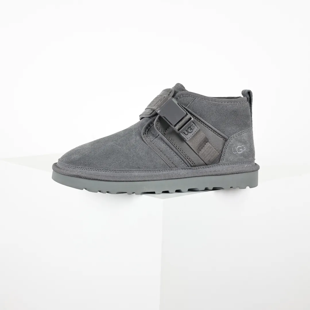 Copywriting price 💰660 Core recommendation Good price Platform foreign trade exclusive UGG Neumel Snapback men's snow boots 1118570 Foreign trade platform Z-exclusive high-end retail quality Produced by ten-year-old brand shoemaking foundry production line Pay attention to every detail Longfeng A-grade genuine sheep fur integrated Made in full compliance with the ZP process Size: 39 40 41 42 43 44
